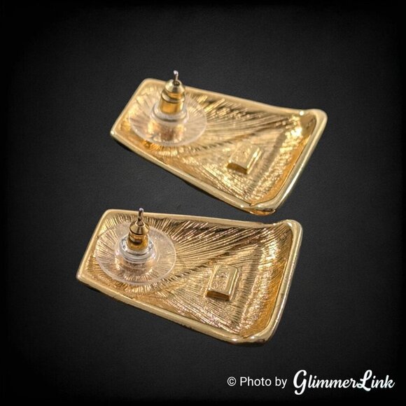 VTG Tortoise Style Enamel Swirls Two Tone Trapezoid Gold Tone Pierced Earrings - Picture 3 of 6